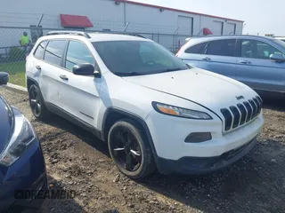 2016 Jeep Cherokee Altitude with VIN 1C4PJLABXGW323881, listed as a IAAI auction lot 42289189 with 147,631 mi miles and . Bid and sale history available at DreamBid. Image 1.