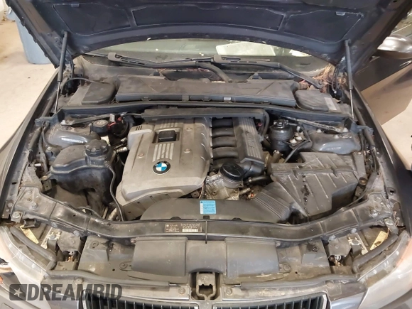 2006 BMW 3 Series 325i with VIN WBAVB13526KX69039, listed as a IAAI auction lot 42271470 with 162,687 mi miles and . Bid and sale history available at DreamBid. Image 10.