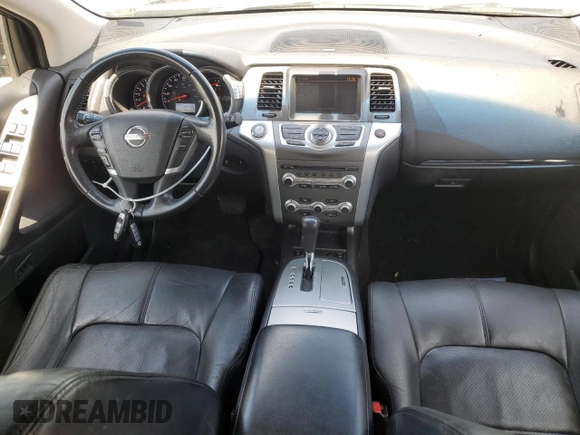 2011 Nissan Murano SL z VIN JN8AZ1MW4BW157176, wystawiony jako Copart lot #57786895 z przebiegiem 122 663 mil mil oraz Czysty tytuł • Clean title. Historia ofert i sprzedaży dostępna na DreamBid. Obrazek 8.