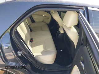 2017 Chrysler 300 with VIN 2C3CCAEG4HH567890, listed as a IAAI auction lot 41747532 with 67,508 mi miles. Bid and sale history available at carsss.com. Image 8.