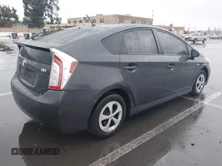 2013 Toyota Prius One with VIN JTDKN3DU2D5595628, listed as a IAAI auction lot 41208815 with 165,077 mi miles. Bid and sale history available at carsss.com. Image 4.