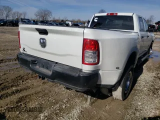 2022 Ram 3500 Tradesman with VIN 3C63RPGL4NG404280, listed as a Copart auction lot 46774575 with 177,086 mi miles and Salvage Title. Bid and sale history available at carsss.com. Image 3.
