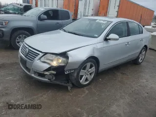 2007 Volkswagen Passat Wolfsburg Edition z VIN WVWAK73C07P118046, wystawiony jako Copart lot #88917245 z przebiegiem 94 963 mil mil oraz Szkoda całkowita • Salvage title. Historia ofert i sprzedaży dostępna na DreamBid. Obrazek 1.