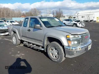 2008 GMC Canyon SLE1 with VIN 1GTDT39E488212065, listed as a IAAI auction lot 41499542 with 101,320 mi miles. Bid and sale history available at carsss.com. Image 1.