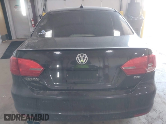 2011 Volkswagen Jetta TDI with VIN 3VWLL7AJ8BM113521, listed as a IAAI auction lot 41716025 with 195,937 mi miles and . Bid and sale history available at DreamBid. Image 16.
