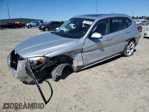 2014 BMW X1 sDrive28i with VIN WBAVM1C53EVW47331, listed as a Copart auction lot 47557195 with 127,494 mi miles and Salvage Title. Bid and sale history available at carsss.com. Image 1.