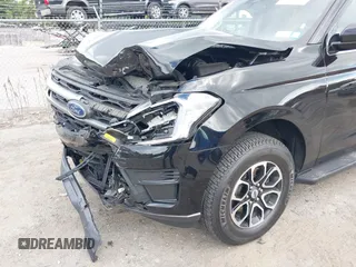 2024 Ford Expedition Max XLT with VIN 1FMJK1J86REA27207, listed as a IAAI auction lot 40331929 with 25,951 mi miles and . Bid and sale history available at DreamBid. Image 19.