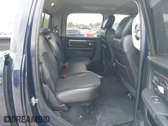 2017 Ram 1500 Sport z VIN 1C6RR7MTXHS624101, wystawiony jako IAAI lot #41928934 z przebiegiem 96 565 mil mil oraz . Historia ofert i sprzedaży dostępna na DreamBid. Obrazek 8.