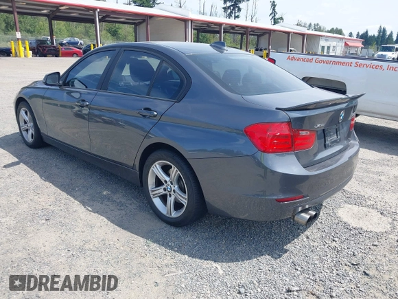 2014 BMW 3 Series 328i xDrive с VIN WBA3B5C5XEP652003, выставлен на аукционе IAAI как лот 42599798 с пробегом 117 649 миль миль и . История ставок и продаж доступна на DreamBid. Изображение 3.