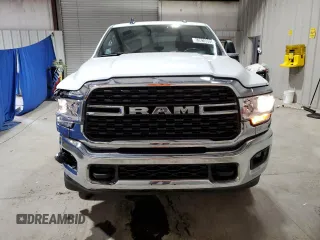 2024 Ram 2500 Big Horn with VIN 3C6UR5DL6RG244728, listed as a Copart auction lot 63820805 with 39,351 mi miles and Clean title. Bid and sale history available at DreamBid. Image 5.