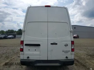 2021 Nissan NV Cargo SV z VIN 1N6BF0LY4MN805739, wystawiony jako Copart lot #51456534 z przebiegiem 121 928 mil mil oraz Szkoda całkowita • Salvage title. Historia ofert i sprzedaży dostępna na DreamBid. Obrazek 6.
