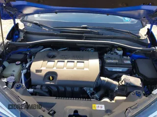 2019 Toyota C-HR XLE with VIN NMTKHMBX7KR082505, listed as a IAAI auction lot 41639520 with 37,475 mi miles. Bid and sale history available at carsss.com. Image 10.