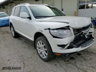 2009 Volkswagen Touareg 2 V6 with VIN WVGFM77L29D036572, listed as a Copart auction lot 87049934 with 101,623 mi miles and Salvage Title. Bid and sale history available at carsss.com. Image 12.