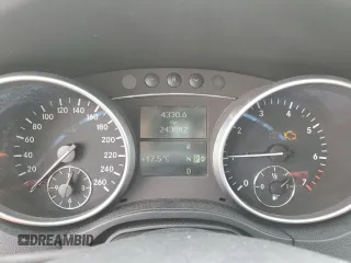 2008 Mercedes-Benz M 550 с VIN 4JGBB72E58A403686, выставлен на аукционе Copart как лот 57446475 с пробегом 243 082 миль миль и Списание • Salvage title. История ставок и продаж доступна на DreamBid. Изображение 9.