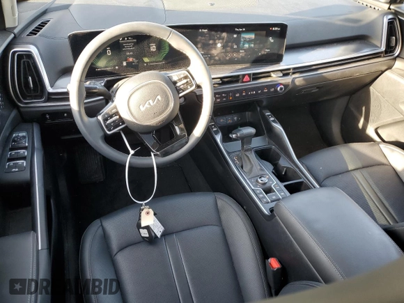 2024 Kia Sorento S z VIN 5XYRLDJC5RG289186, wystawiony jako Copart lot #53971495 z przebiegiem 9711 mil mil oraz Szkoda całkowita • Salvage title. Historia ofert i sprzedaży dostępna na DreamBid. Obrazek 8.