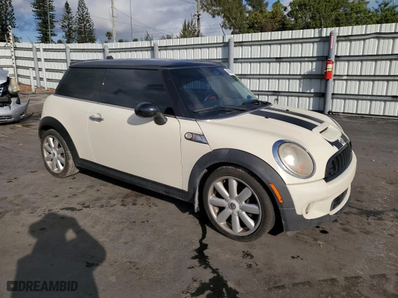 2008 MINI Cooper Hardtop S with VIN WMWMF73538TT88476, listed as a Copart auction lot 46083485 with NaN miles and Clean Title. Bid and sale history available at carsss.com. Image 4.