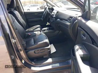 2016 Honda Pilot Elite with VIN 5FNYF6H06GB058392, listed as a IAAI auction lot 41983804 with 103,304 mi miles. Bid and sale history available at carsss.com. Image 5.