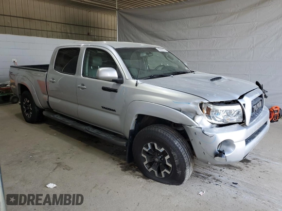 2007 Toyota Tacoma z VIN 5TEMU52N27Z372431, wystawiony jako Copart lot #56699575 z przebiegiem 284 462 mil mil oraz Szkoda całkowita • Salvage title. Historia ofert i sprzedaży dostępna na DreamBid. Obrazek 4.