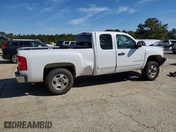2008 Chevrolet Silverado 1500 1LT with VIN 1GCEC19J68Z317402, listed as a Copart auction lot 49586835 with Not Provided miles and Salvage Title. Bid and sale history available at DreamBid. Image 3.