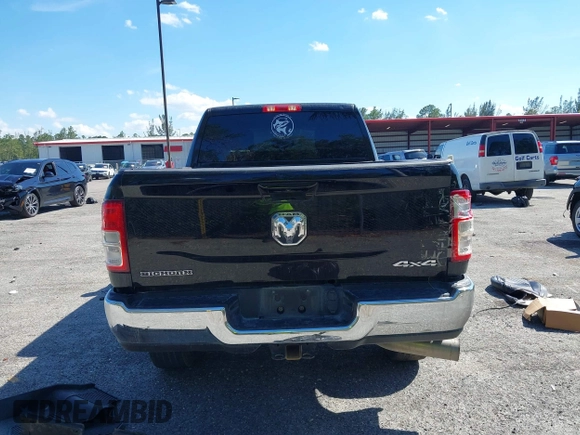 2021 Ram 2500 Big Horn with VIN 3C6UR5DL4MG522440, listed as a IAAI auction lot 41898851 with 94,999 mi miles. Bid and sale history available at carsss.com. Image 16.