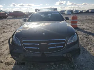 2019 Mercedes-Benz E 450 with VIN WDDZH6JBXKA663095, listed as a Copart auction lot 81369044 with 43,455 mi miles and Salvage Title. Bid and sale history available at DreamBid. Image 5.