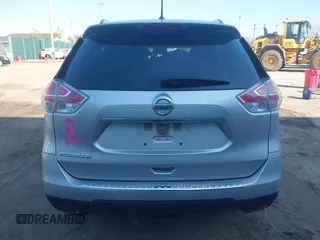 2016 Nissan Rogue SV with VIN JN8AT2MT1GW026937, listed as a IAAI auction lot 41772393 with 102,998 mi miles and . Bid and sale history available at carsss.com. Image 17.