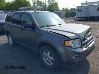 2012 Ford Escape XLT с VIN 1FMCU9DG0CKA33985, выставлен на аукционе IAAI как лот 42392566 с пробегом 114 314 миль миль и . История ставок и продаж доступна на DreamBid. Изображение 1.