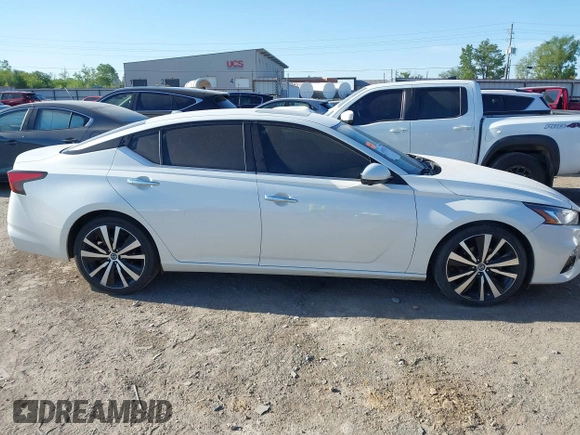 2020 Nissan Altima Platinum with VIN 1N4BL4FV3LC127019, listed as a IAAI auction lot 41982226 with 96,606 mi miles and . Bid and sale history available at carsss.com. Image 14.