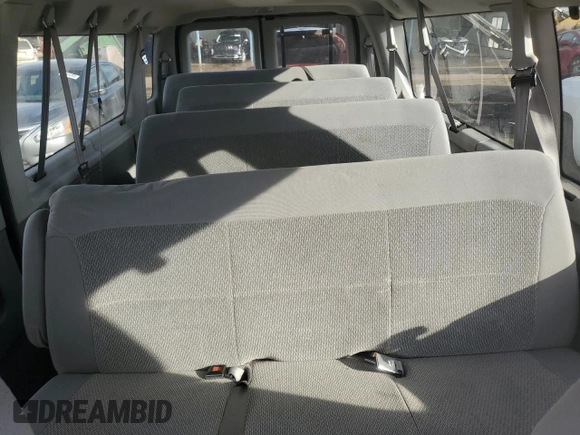 2006 Ford Econoline Passenger XL with VIN 1FBSS31L26DB07828, listed as a Copart auction lot 42110175 with 207,420 mi miles and Clean Title. Bid and sale history available at carsss.com. Image 10.