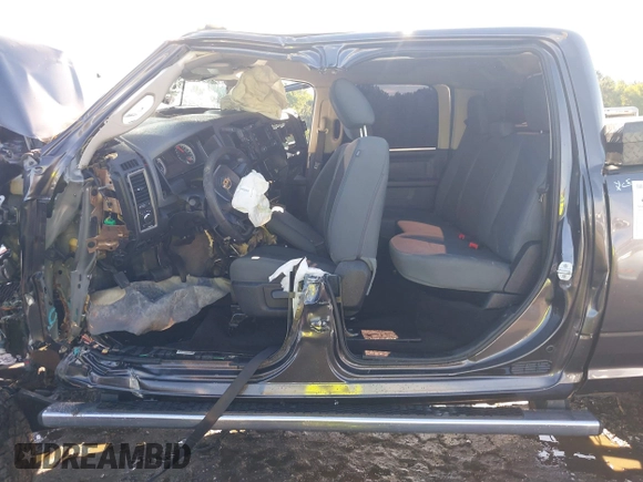 2016 Ram 2500 Tradesman with VIN 3C6UR5CL6GG264802, listed as a IAAI auction lot 40365740 with Not provided miles and . Bid and sale history available at DreamBid. Image 14.