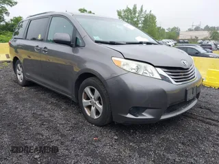 2015 Toyota Sienna LE AAS with VIN 5TDKK3DC6FS529807, listed as a IAAI auction lot 42500604 with 317,673 mi miles and . Bid and sale history available at DreamBid. Image 1.
