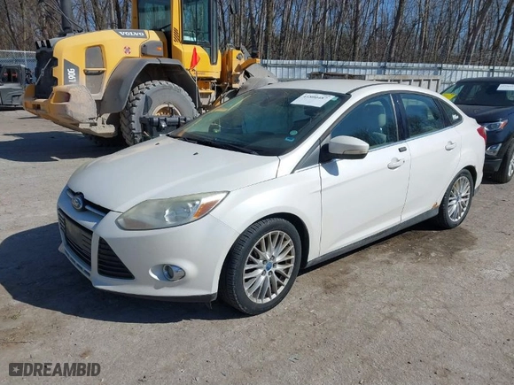 2012 Ford Focus SEL with VIN 1FAHP3H23CL183151, listed as a IAAI auction lot 41800487 with 165,370 mi miles. Bid and sale history available at carsss.com. Image 2.