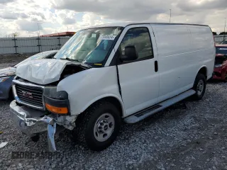 2014 GMC Savana Cargo Van with VIN 1GTW7FCA8E1912289, listed as a Copart auction lot 73040424 with 95,815 mi miles and Salvage Title. Bid and sale history available at carsss.com. Image 1.