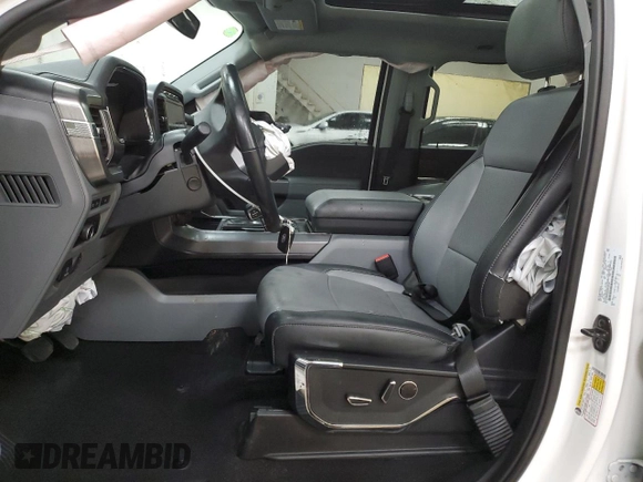 2023 Ford F-150 XL с VIN 1FTFW1E82PFC66186, выставлен на аукционе Copart как лот 58340205 с пробегом 15 863 миль миль и На запчасти • Non repairable. История ставок и продаж доступна на DreamBid. Изображение 7.