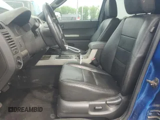 2011 Ford Escape XLT z VIN 1FMCU9DG4BKB20979, wystawiony jako Copart lot #64101215 z przebiegiem 213 244 mil mil oraz Szkoda całkowita • Salvage title. Historia ofert i sprzedaży dostępna na DreamBid. Obrazek 7.