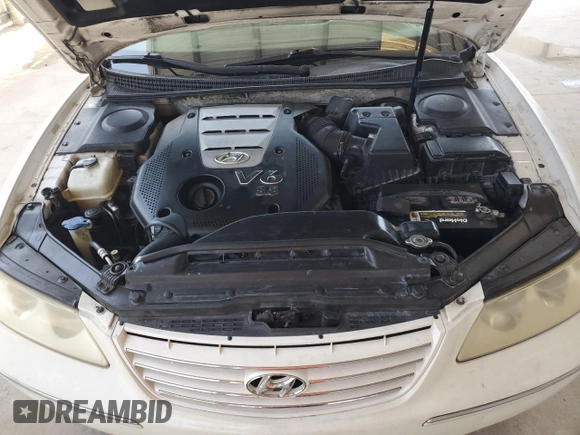2008 Hyundai Azera Limited with VIN KMHFC46F18A275639, listed as a Copart auction lot 57425425 with 131,118 mi miles and Salvage title. Bid and sale history available at DreamBid. Image 11.