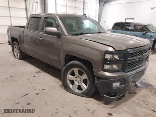 2015 Chevrolet Silverado 1500 LT with VIN 3GCUKREC3FG526470, listed as a IAAI auction lot 41242998 with 131,381 mi miles. Bid and sale history available at carsss.com. Image 1.
