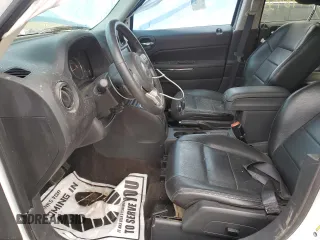 2014 Jeep Patriot Limited with VIN 1C4NJRCBXED528973, listed as a Copart auction lot 49798935 with 93,778 mi miles and Non Repairable. Bid and sale history available at carsss.com. Image 7.