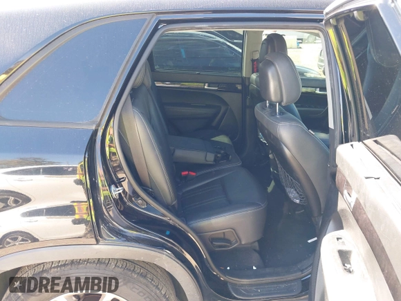 2014 Kia Sorento LX with VIN 5XYKT4A69EG468157, listed as a IAAI auction lot 41771810 with 144,214 mi miles. Bid and sale history available at carsss.com. Image 8.