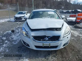 2013 Volvo C70 T5 with VIN YV1672MC5DJ142005, listed as a IAAI auction lot 41634212 with 94,435 mi miles. Bid and sale history available at carsss.com. Image 12.