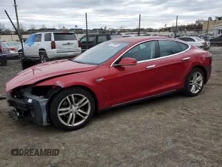 2014 Tesla Model S 60 with VIN 5YJSA1S14EFP51077, listed as a Copart auction lot 47918905 with 167,594 mi miles and Salvage title. Bid and sale history available at DreamBid. Image 1.