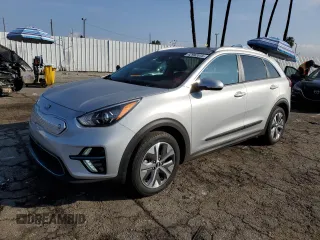 2020 Kia Niro EX Premium with VIN KNDCE3LG6L5065953, listed as a Copart auction lot 42992035 with 28,599 mi miles and Salvage Title. Bid and sale history available at DreamBid. Image 1.