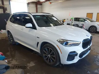 2022 BMW X5 xDrive45e with VIN 5UXTA6C06N9M87571, listed as a IAAI auction lot 42451521 with 44,626 mi miles and . Bid and sale history available at DreamBid. Image 1.