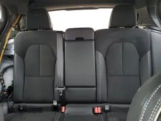 2022 Volvo XC40 Twin Plus z VIN YV4ED3UR0N2691608, wystawiony jako Copart lot #79759674 z przebiegiem 17 633 mil mil oraz Szkoda całkowita • Salvage title. Historia ofert i sprzedaży dostępna na DreamBid. Obrazek 10.