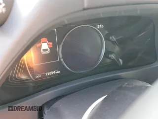 2023 Lexus UX 250h Premium с VIN JTHP9JBH8P2069805, выставлен на аукционе Copart как лот 87671095 с пробегом 12 599 миль миль и Списание • Salvage title. История ставок и продаж доступна на DreamBid. Изображение 9.