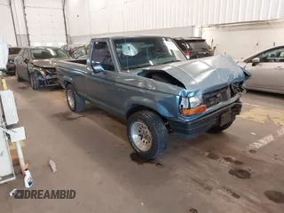 1989 Ford Ranger XLT with VIN 1FTCR10A8KUB16527, listed as a IAAI auction lot 41462737 with 382,629 mi miles. Bid and sale history available at carsss.com. Image 1.