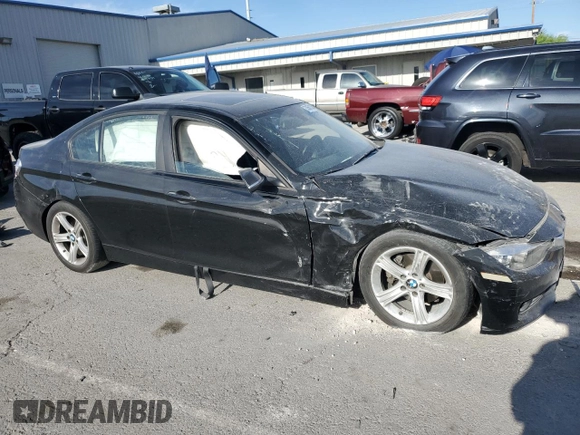 2013 BMW 3 Series 328i xDrive with VIN WBA3B5G57DNS02880, listed as a Copart auction lot 53561335 with 85,989 mi miles and Salvage title. Bid and sale history available at DreamBid. Image 4.