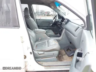 2003 Honda Pilot EX with VIN 2HKYF18583H604491, listed as a IAAI auction lot 41601122 with 342,504 mi miles. Bid and sale history available at carsss.com. Image 5.