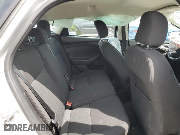 2015 Ford Focus SE with VIN 1FADP3K25FL312471, listed as a Copart auction lot 54981975 with 129,970 mi miles and Non Repairable. Bid and sale history available at carsss.com. Image 10.