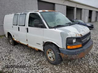2006 Chevrolet Express Cargo Van with VIN 1GCGG25V361209424, listed as a Copart auction lot 82199034 with 178,239 mi miles and Non Repairable. Bid and sale history available at carsss.com. Image 4.
